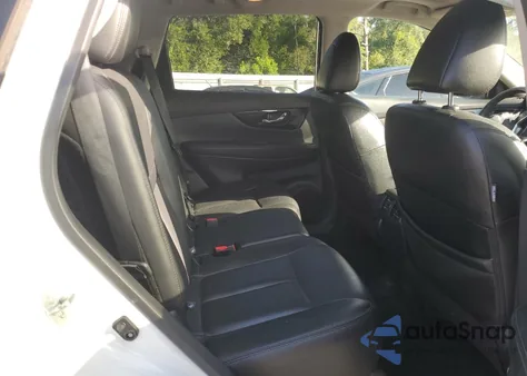 2019 Nissan Rogue S z USA, uszkodzony, nr VIN 5N1AT2MV6KC767104